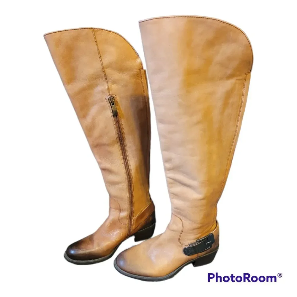 Vince Camuto Bedina Leather Two Toned tall Riding Boot Size 5.5